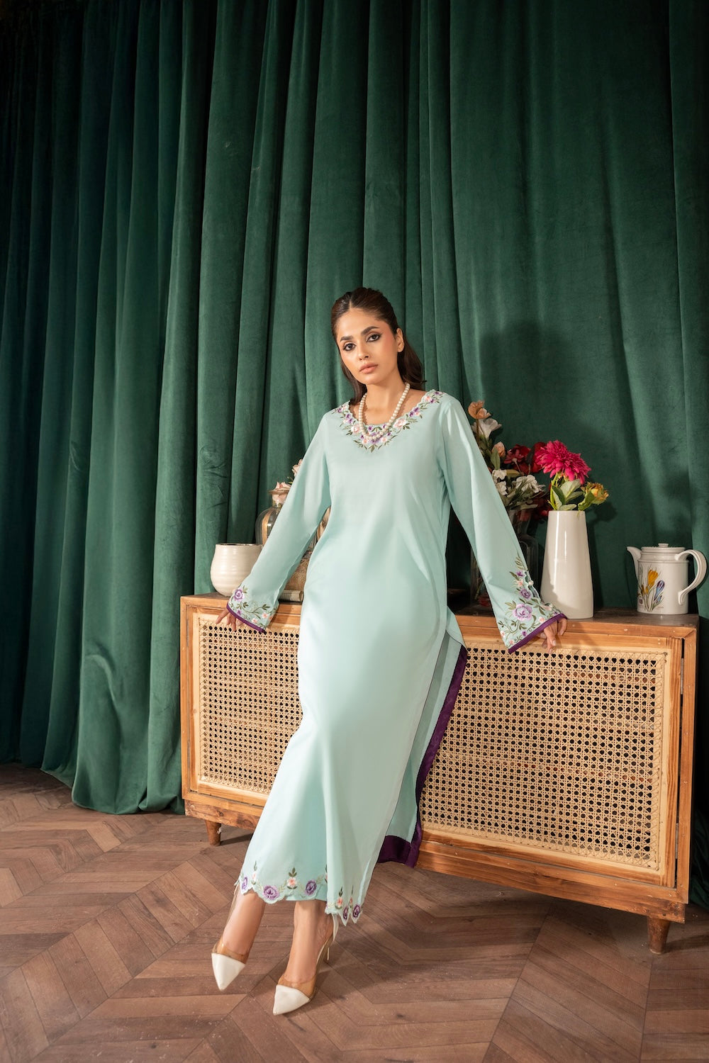 Sitara | Instant Delivery