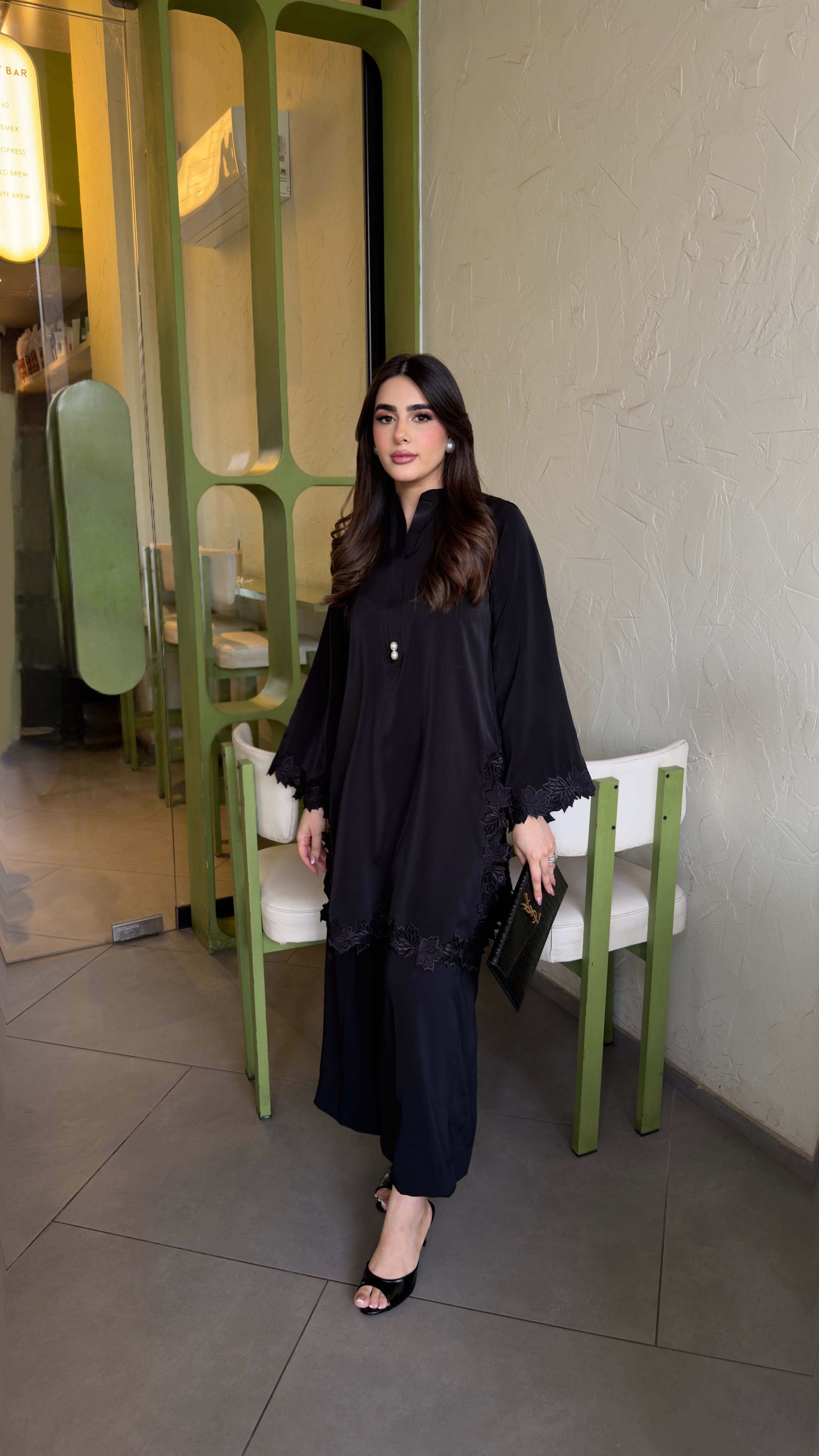 Elira | Black