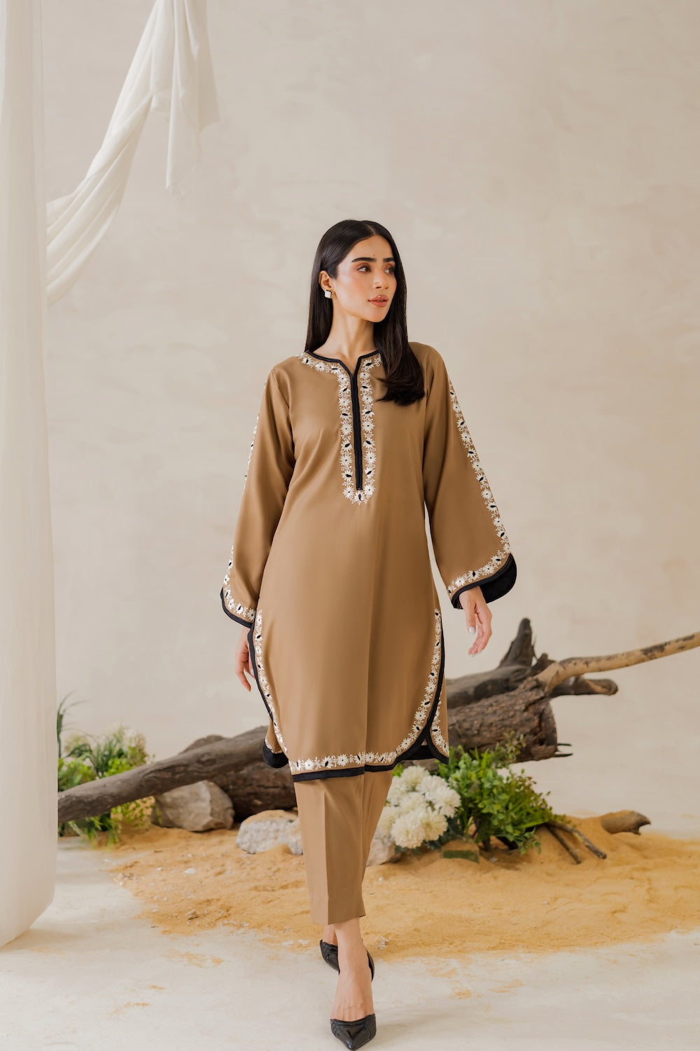 Emily | Instant Delivery