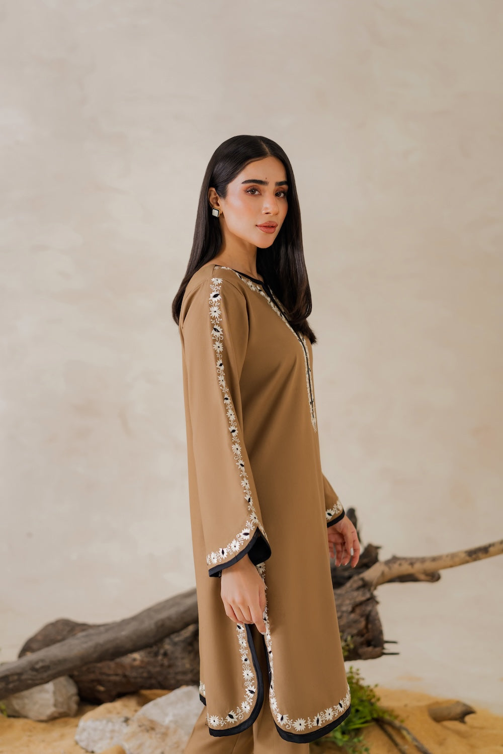 Emily | Instant Delivery