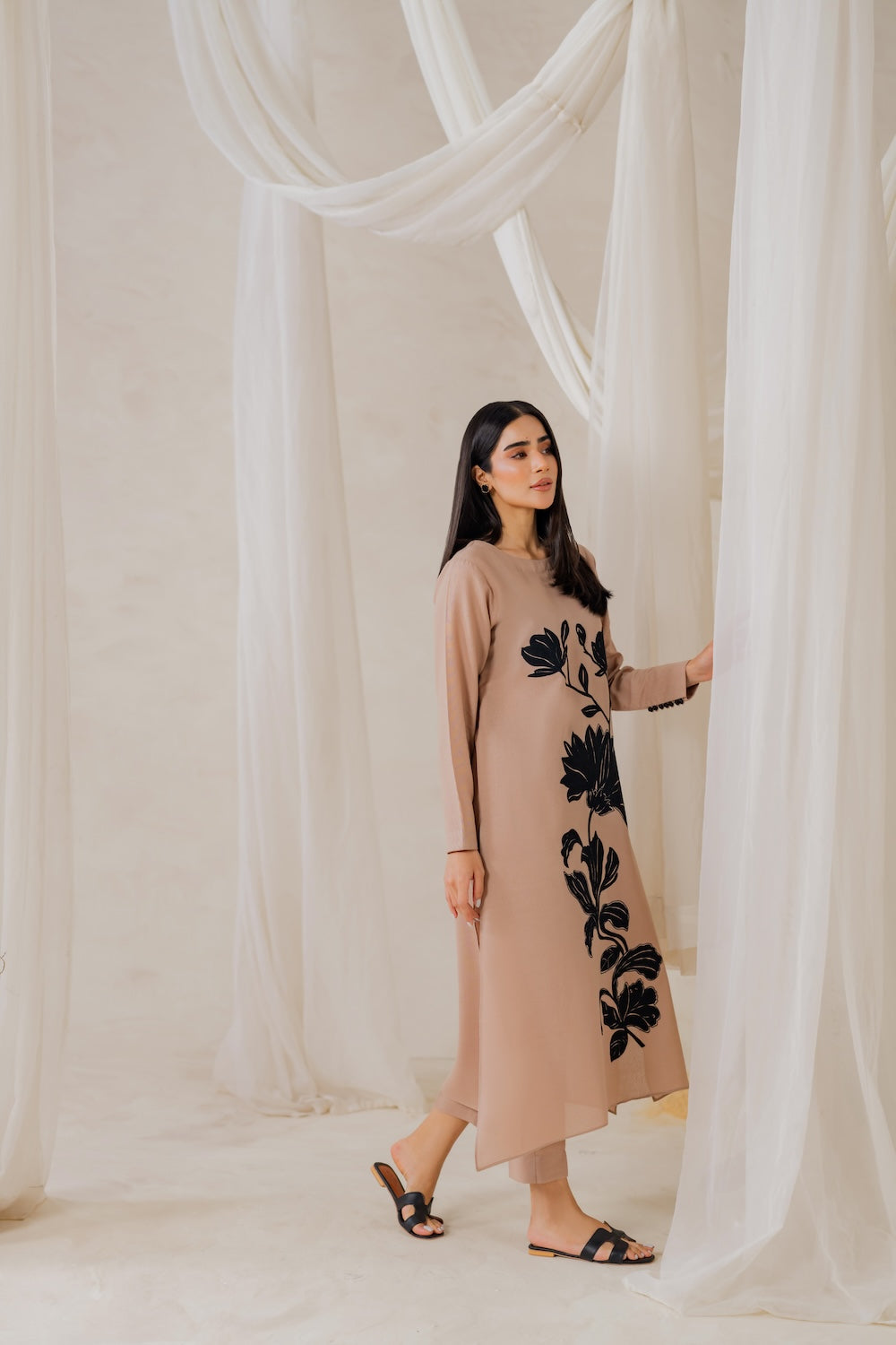 Anna | Instant Delivery