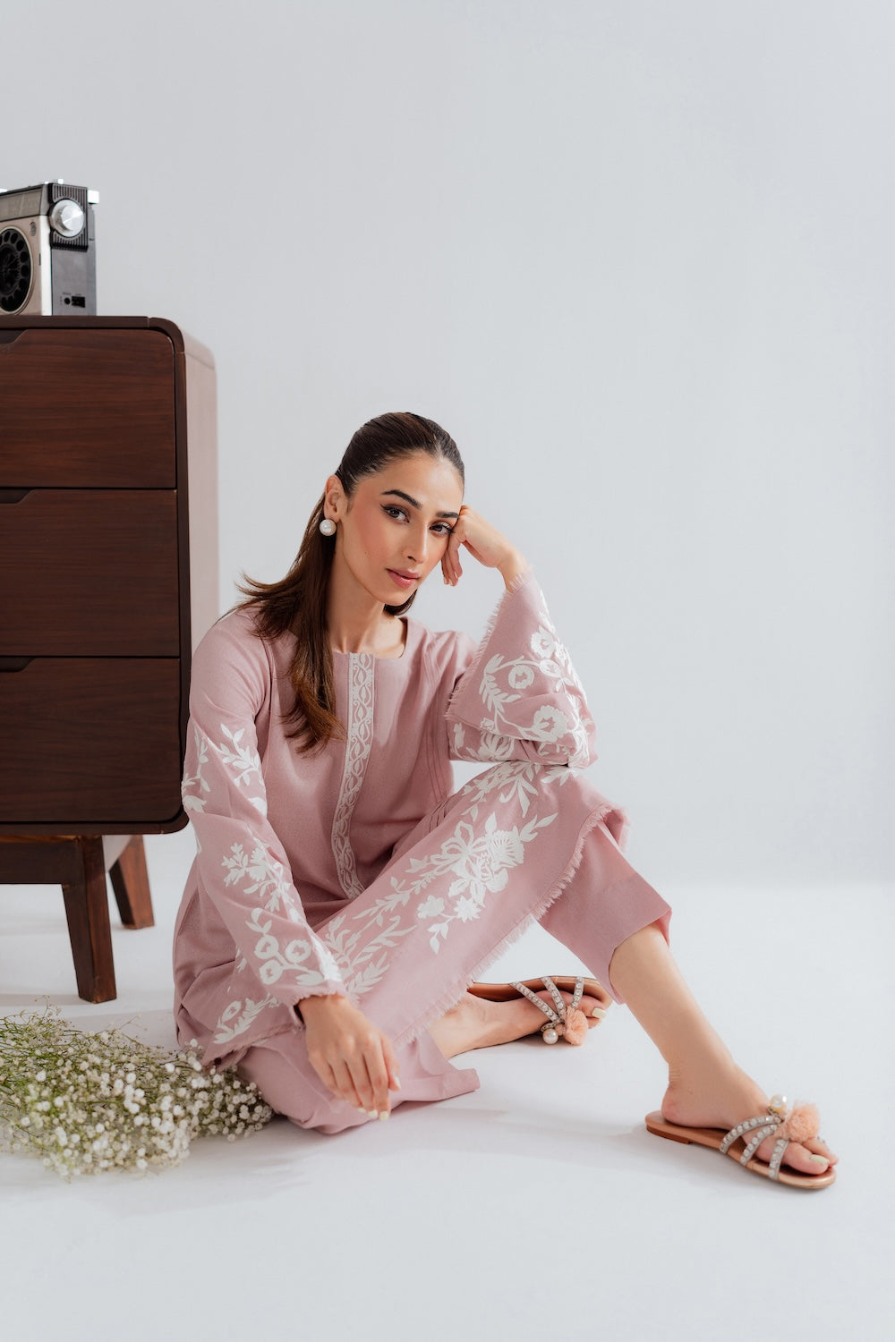 Elen | Instant Delivery