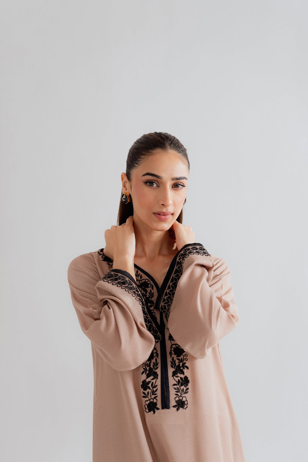 Bella | Instant Delivery