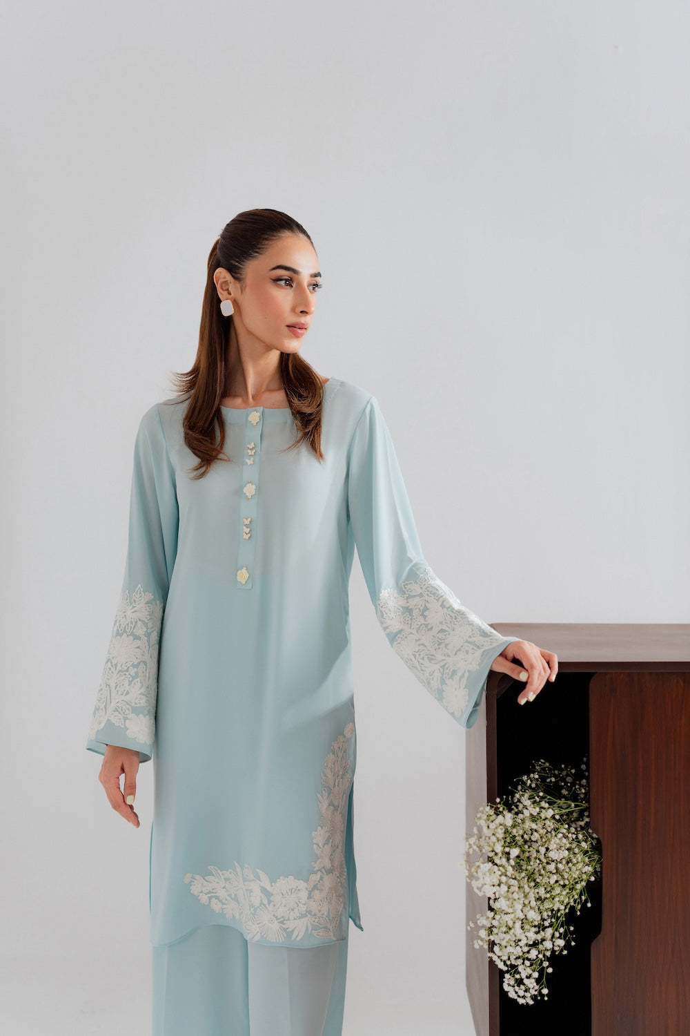 Aurora | Instant Delivery