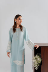 Aurora | Instant Delivery