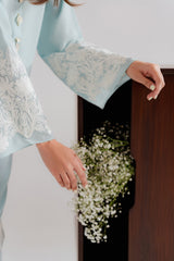 Aurora | Instant Delivery