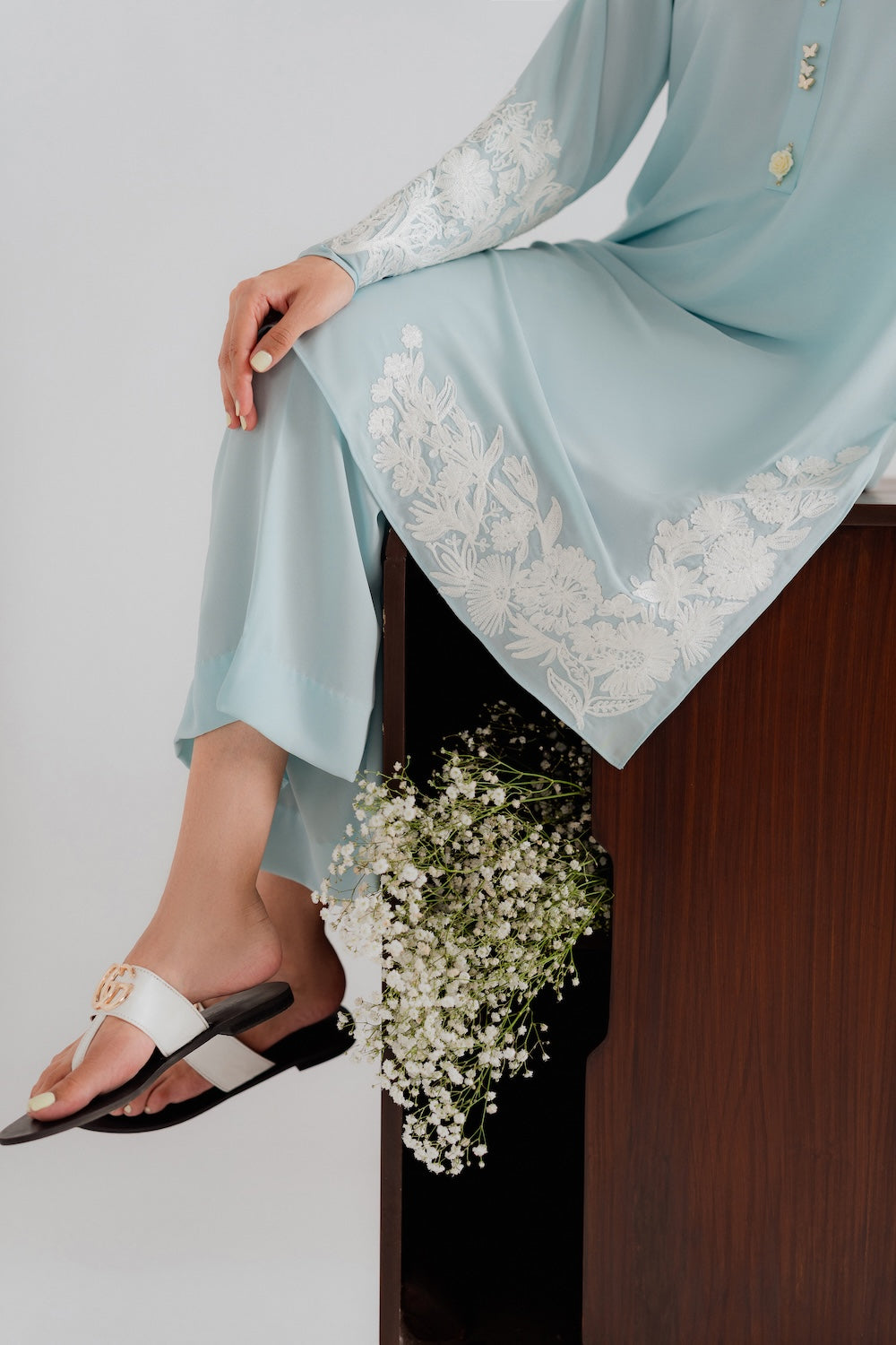 Aurora | Instant Delivery