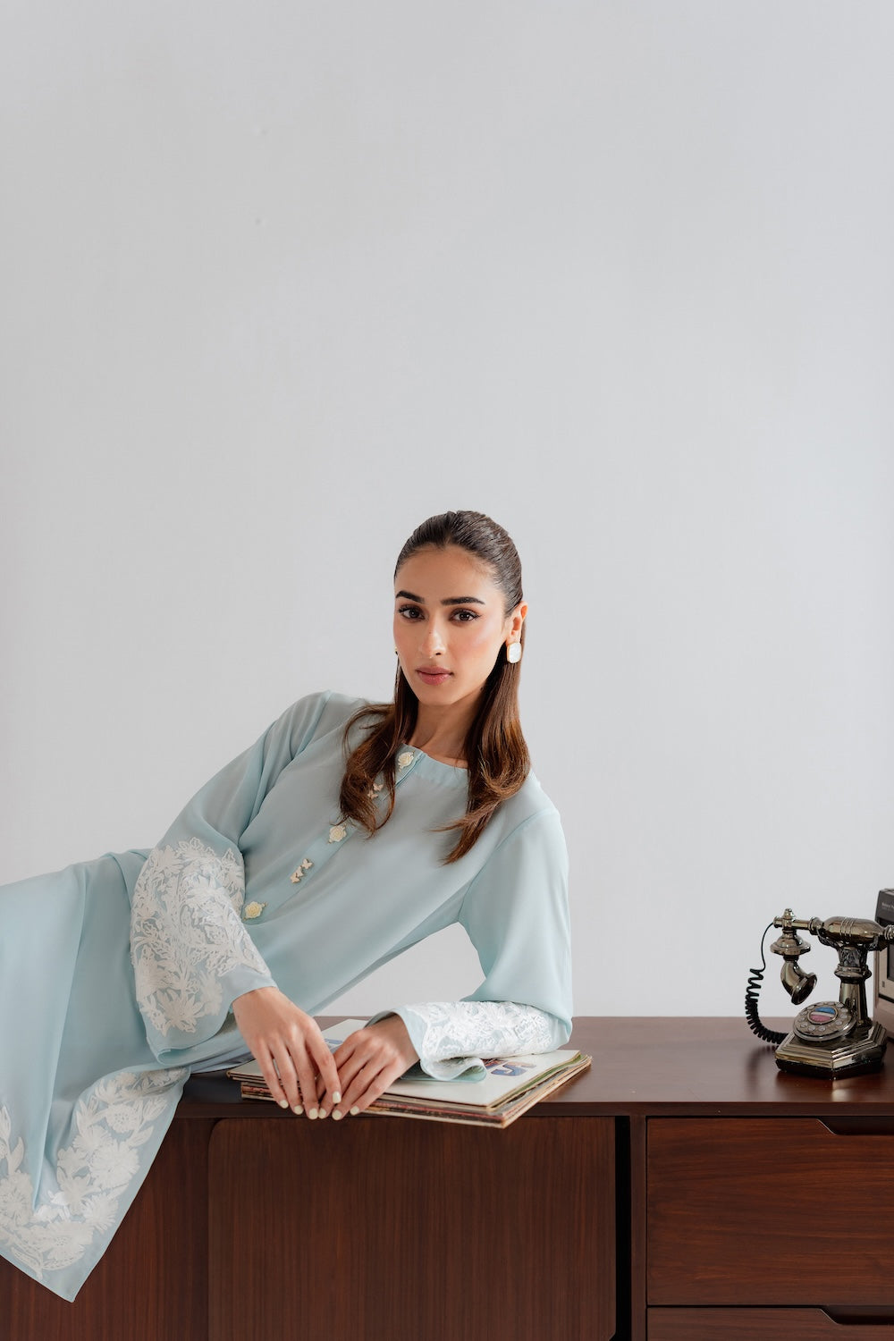 Aurora | Instant Delivery