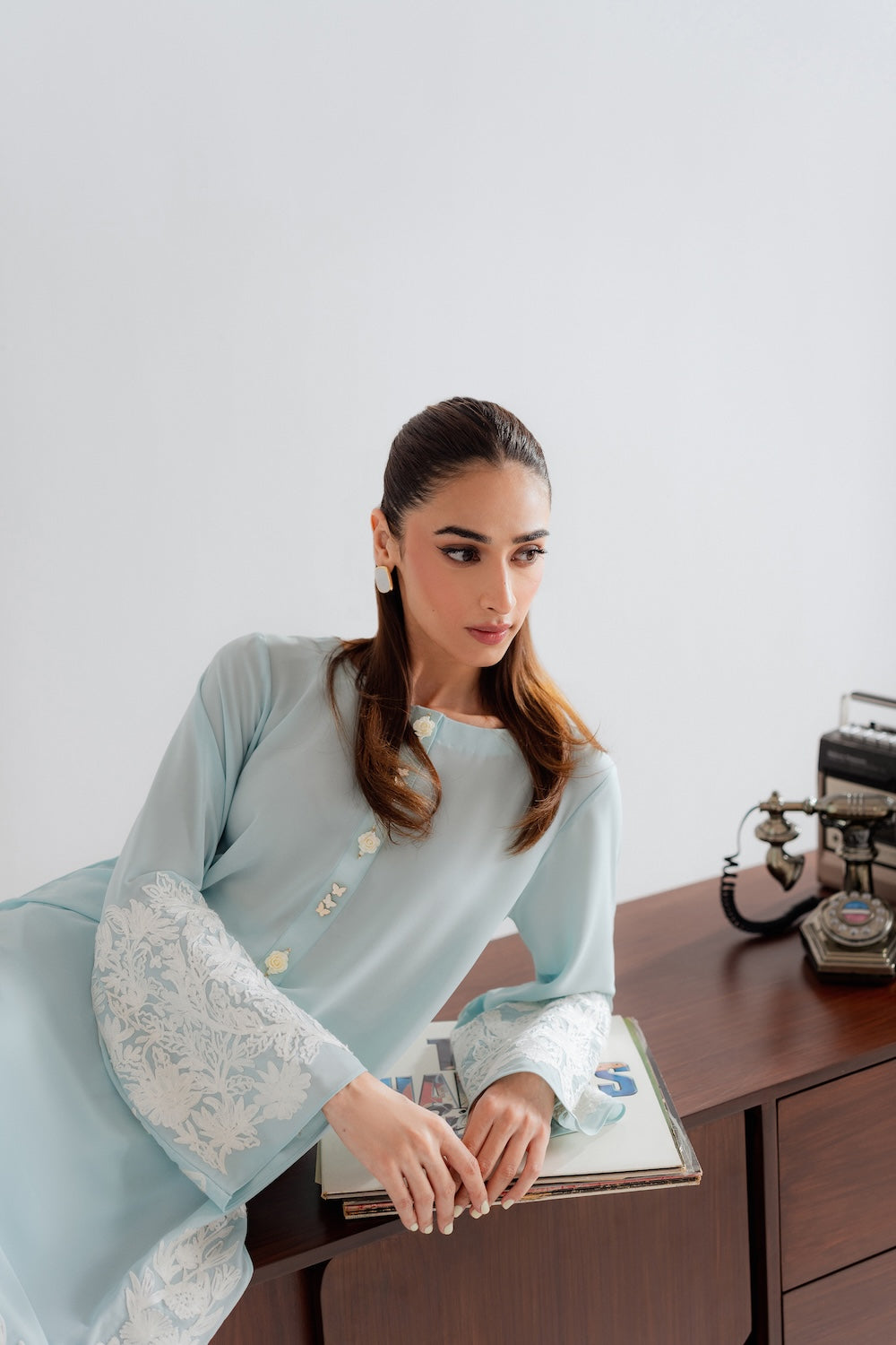 Aurora | Instant Delivery